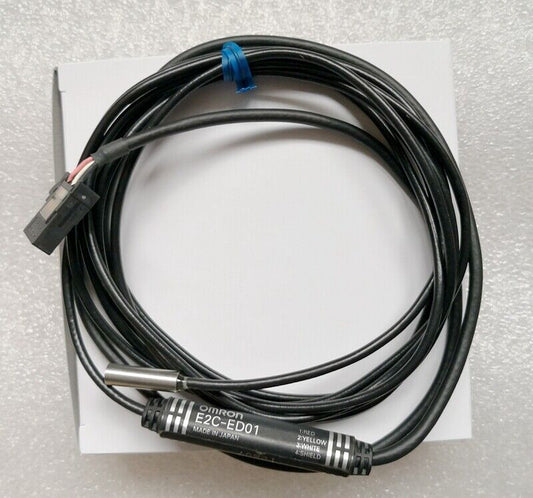 1PC Omron E2C-ED01 Proximity Senser Switch Cable E2CED01 New DHL / UPS / FedEx