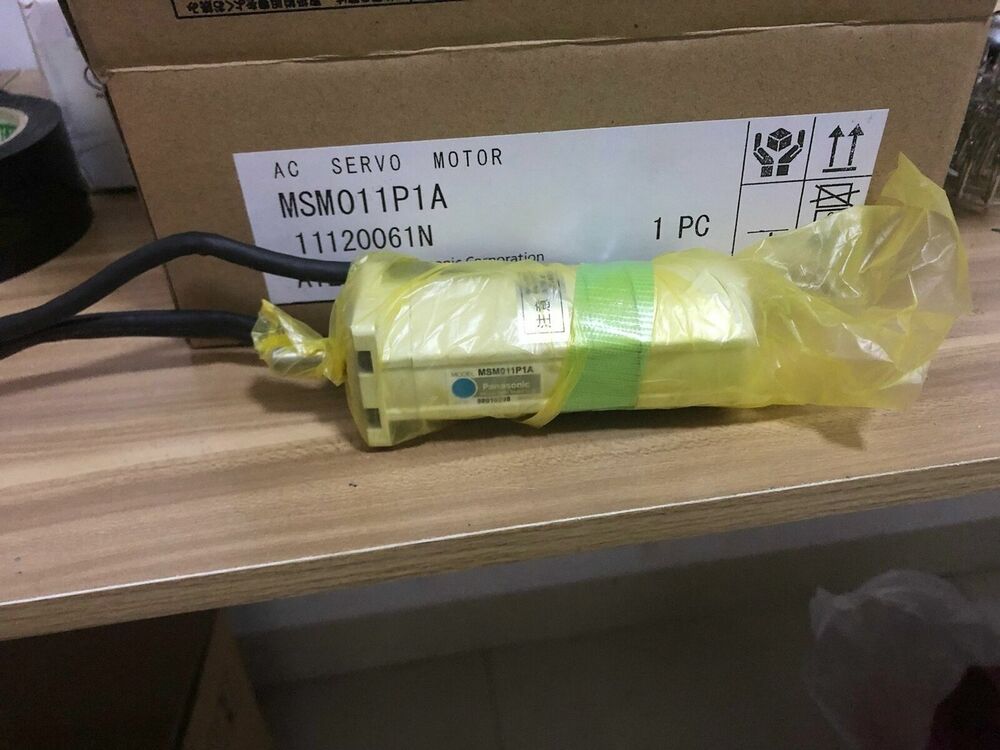 1PC New In Box Panasonic MSM011P1A Servo Motor Expedited Shipping