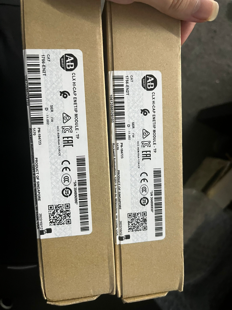 140ARI03010 Schneider Electric New Seal Programmable Logic Controller Module UPS / DHL / Fedex