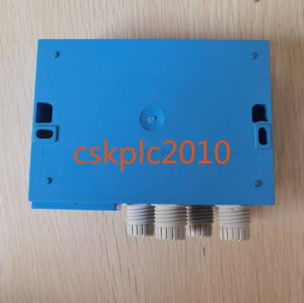 1PCS Original SICK junction box 1042256 CDB620-001 in good condition