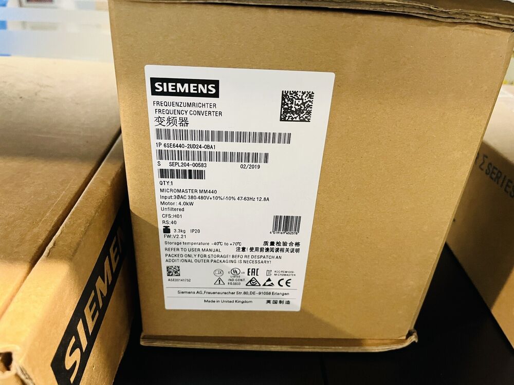 New In Box Siemens 6SE6440-2UD24-0BA1 Inverter In Stock Fast Shipping Fedex / DHL