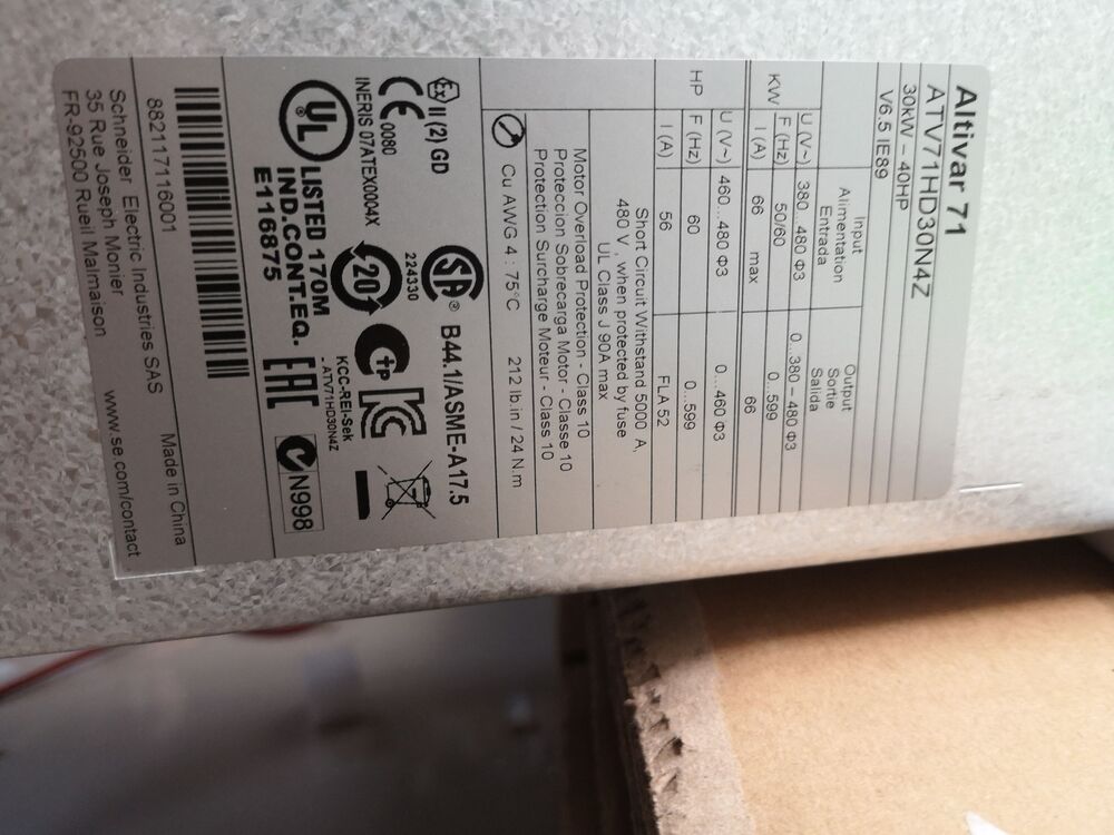 1PC Schneider ATV71HD30N4Z Inverter ATV71HD30N4Z New In Box Expedited Shipping DHL / UPS / FedEX