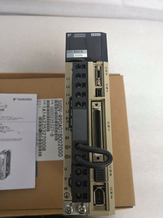 YASKAWA SGDV-R90A01B002000 Servo Drive SGDVR90A01B002000 New Expedited Shipping DHL / UPS / FedEx