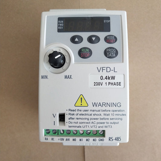 1PCS New Delta VFD004L21A 0.4KW 220V Frequency Converters Inverter Free Shipping DHL / UPS / FedEx