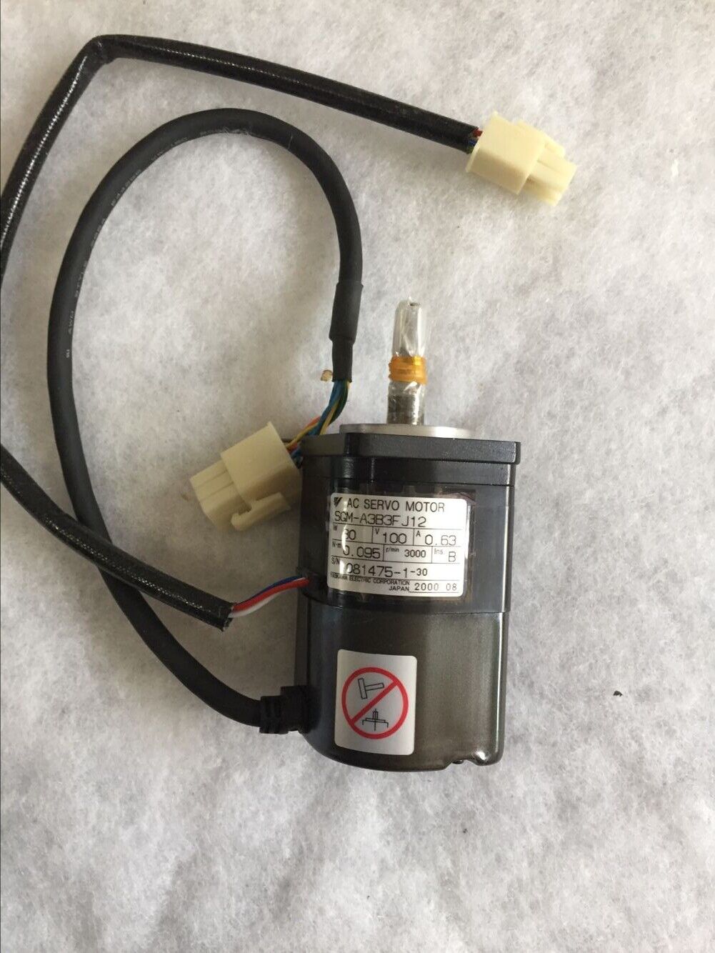 1PC YASKAWA AC SERVO MOTOR SGM-A3B3FJ12 NEW ORIGINAL FREE EXPEDITED SHIPPING DHL / UPS / FedEx