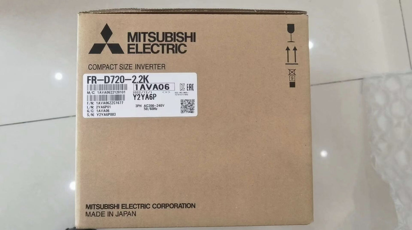 1PC New Mitsubishi FR-D720-2.2K Frequency Converter 2.2KW Brand UPS / DHL / FedEx