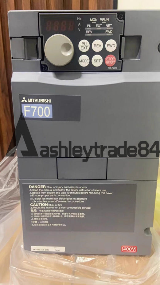 1PCS NEW Mitsubishi inverter FR-F740-2.2K-CHT1 UPS / DHL / FedEx