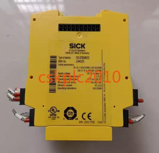 1PCS Original SICK safety relay FX3-XTIO84002 1044125 in good condition in stock