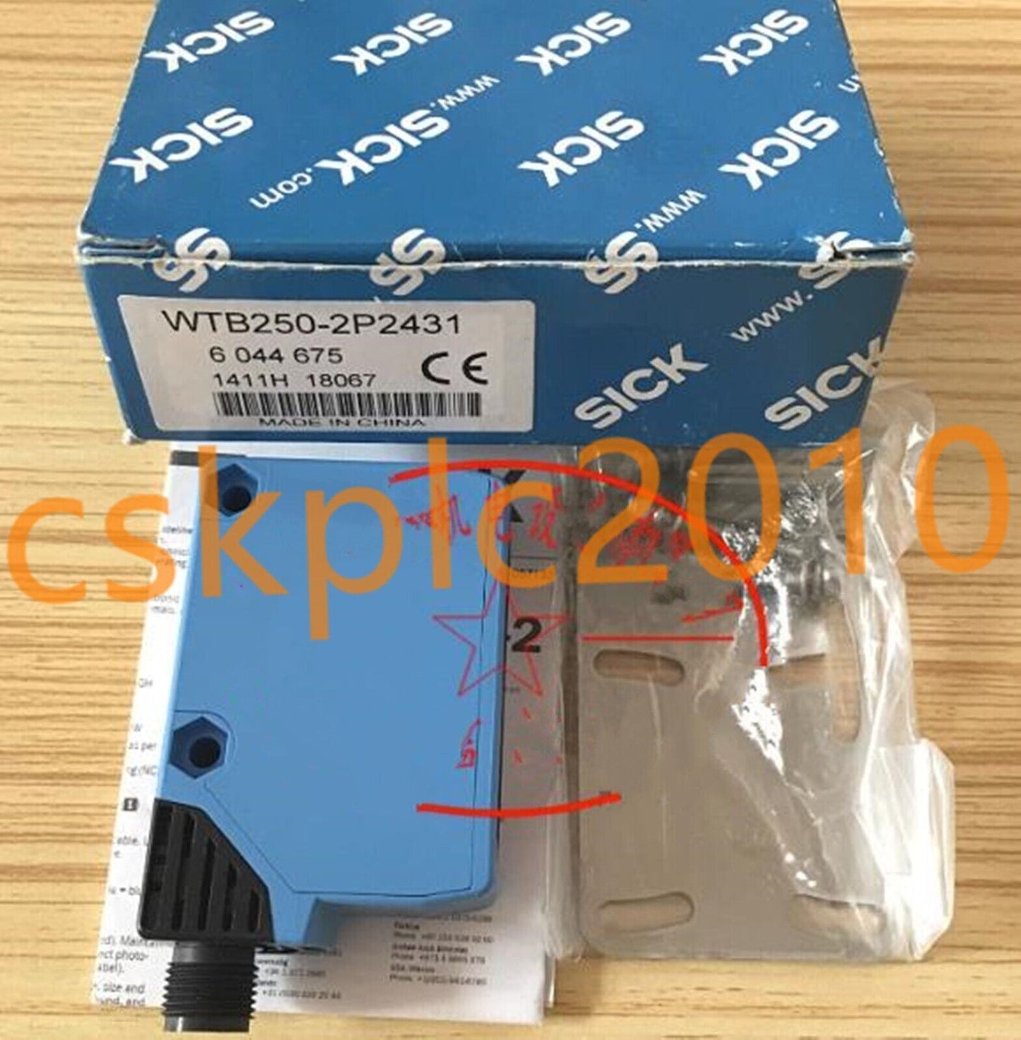 1 PCS NEW IN BOX SICK Photoelectric Switch WTB250-2P2431 6044675