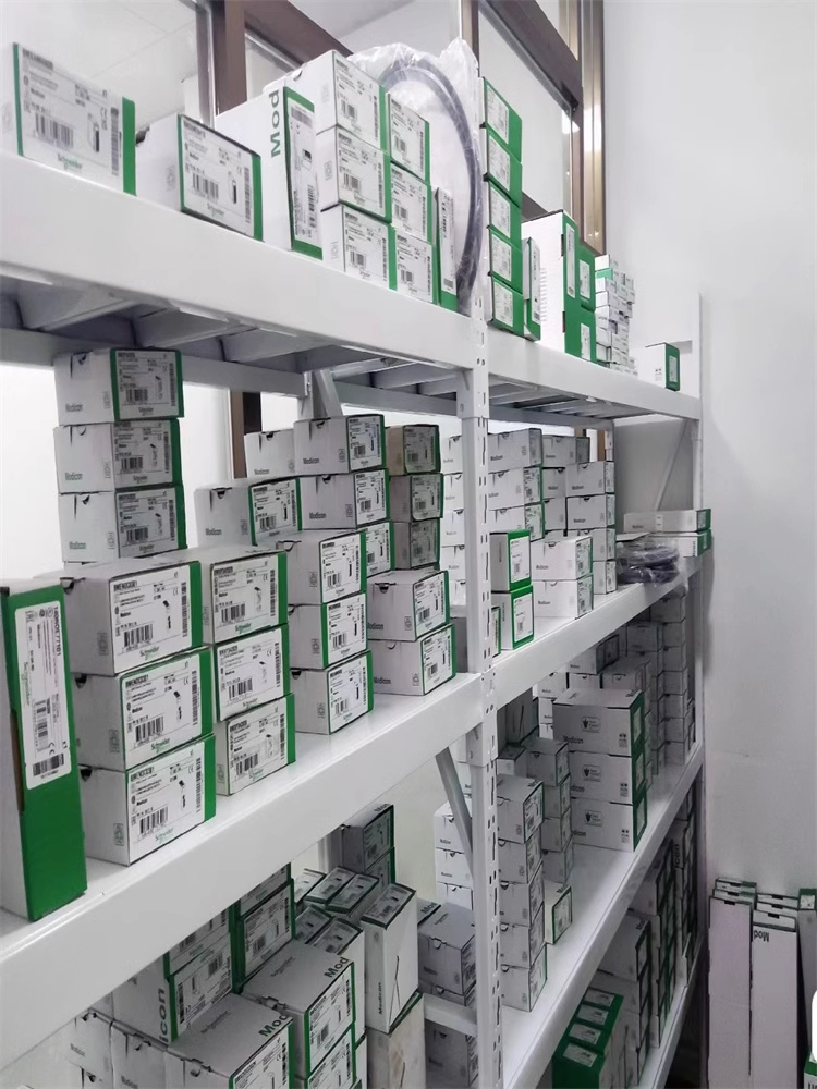 140CPU67160 1PCS Brand New Schneider 140CPU67160 Fast delivery