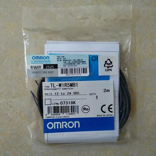 Omron TL-W1R5MB1 1PC New Proximity Sensor Free Shipping TLW1R5MB1 DHL / UPS / FedEx