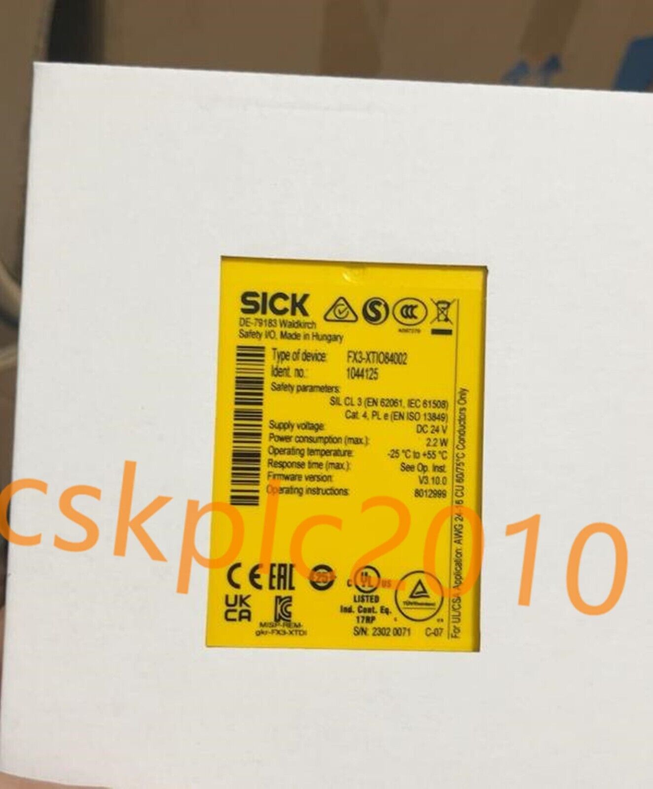 1 PCS NEW IN BOX SICK safety relays FX3-XTI084002 1044125