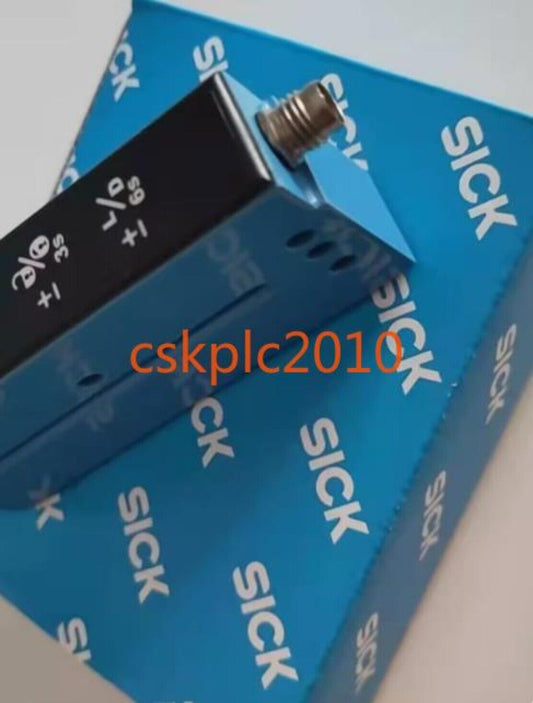 1PCS New original SICK groove sensor UFN3-70B413 6049678 in stock