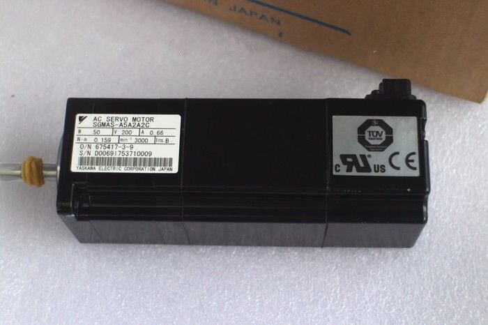 YASKAWA AC SERVO MOTOR SGMAS-A5A2A2C SGMASA5A2A2C NEW FREE EXPEDITED SHIP DHL / UPS / FedEx