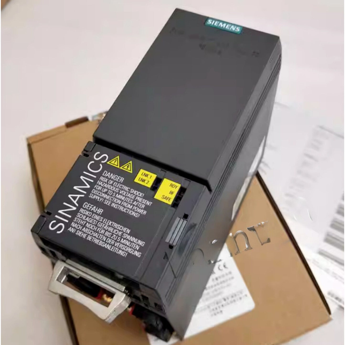 Siemens 6SL3210-1KE21-3UF1 SINAMICS G120C 5.5KW Converter 6SL3 210-1KE21-3UF1