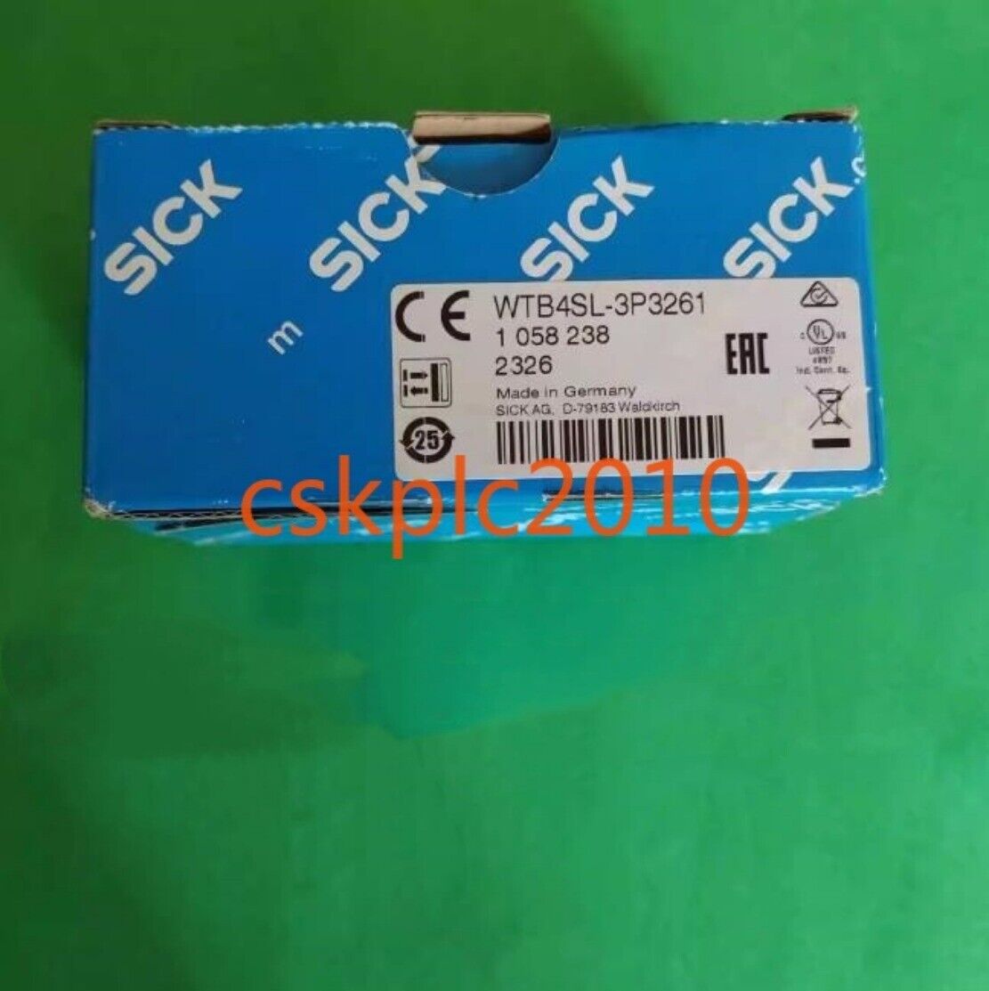 1PCS New original SICK photoelectric switch WTB4SL-3P3261 1058238 in stock