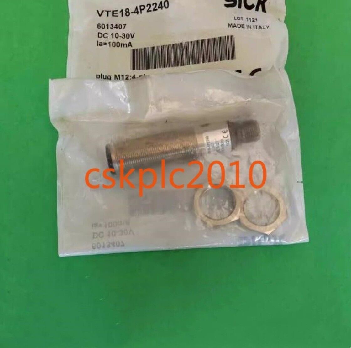 1PCS New original SICK photoelectric sensor VTE18-4P2240 6013407 in stock