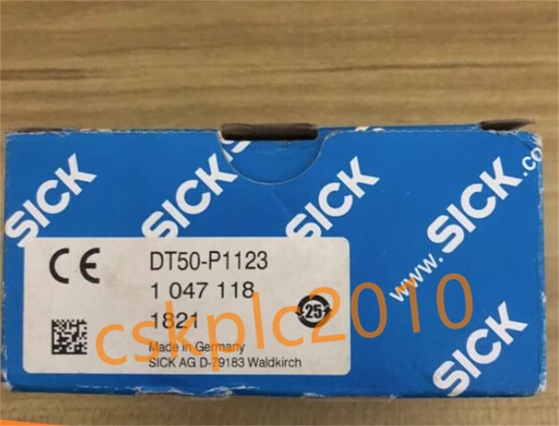 1 PCS NEW IN BOX SICK Laser ranging sensor DT50-P1123 1047118 new