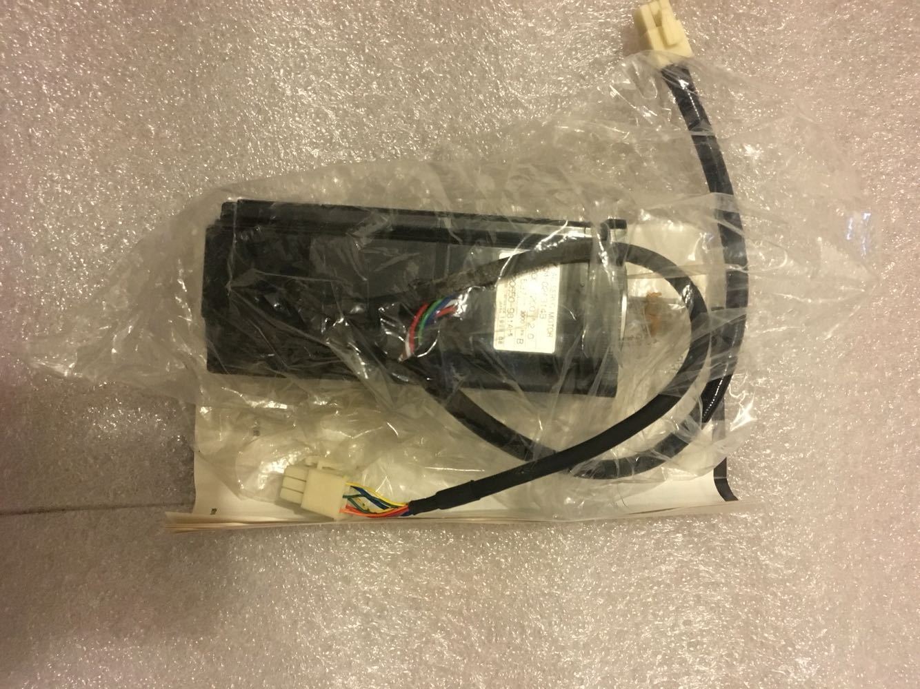 YASKAWA AC SERVO MOTOR SGM-02A314B NEW ORIGINAL FREE EXPEDITED SHIPPING DHL / UPS / FedEx
