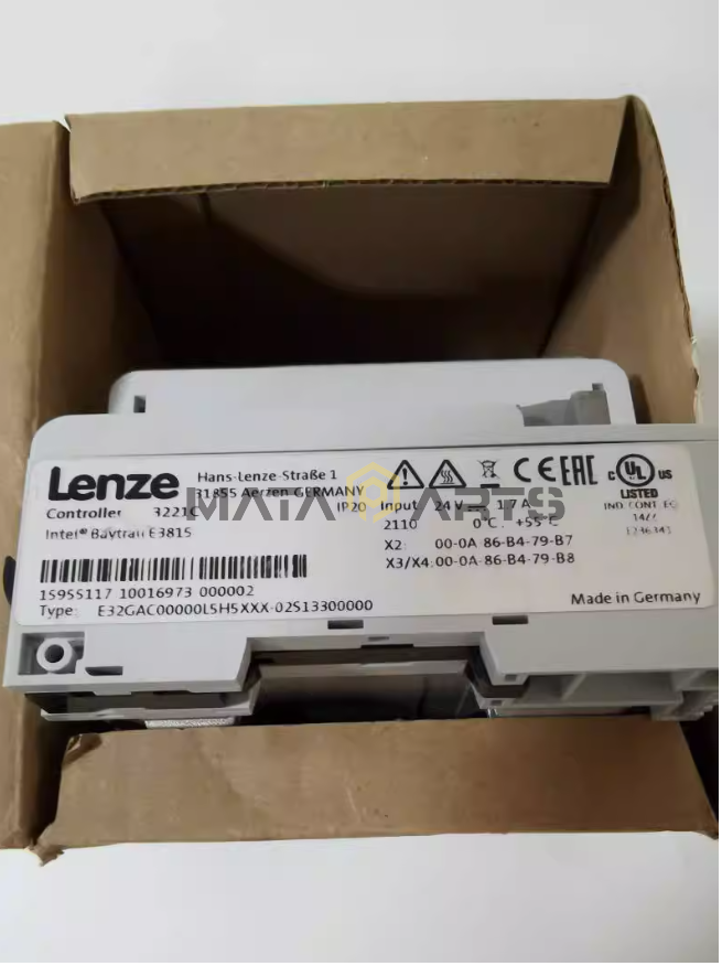 ONE Lenze Controller E32GAC00000L5H5XXX-02S13300000 New