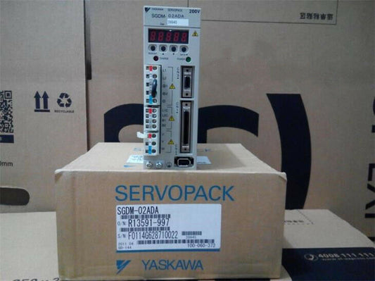 NEW YASKAWA AC SERVO DRIVER SGDM-02ADA SGDM02ADA FREE EXPEDITED SHIPPING DHL / UPS / FedEx