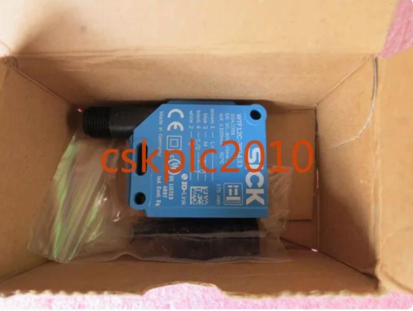 1 PCS new SICK sensor WTF12C-3P2433 1042001 new