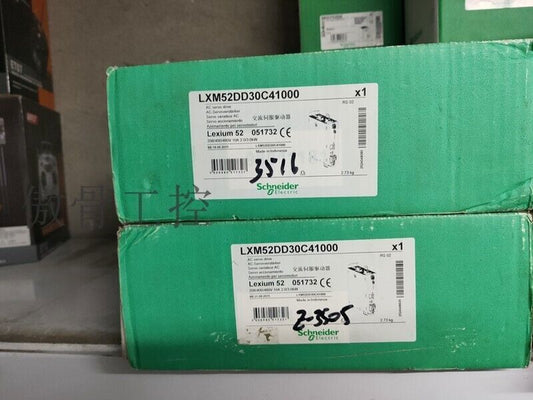 Schneider LXM52DD30C41000 1PC New Servo Drive In Box Expendited Shipping DHL / UPS / FedEx